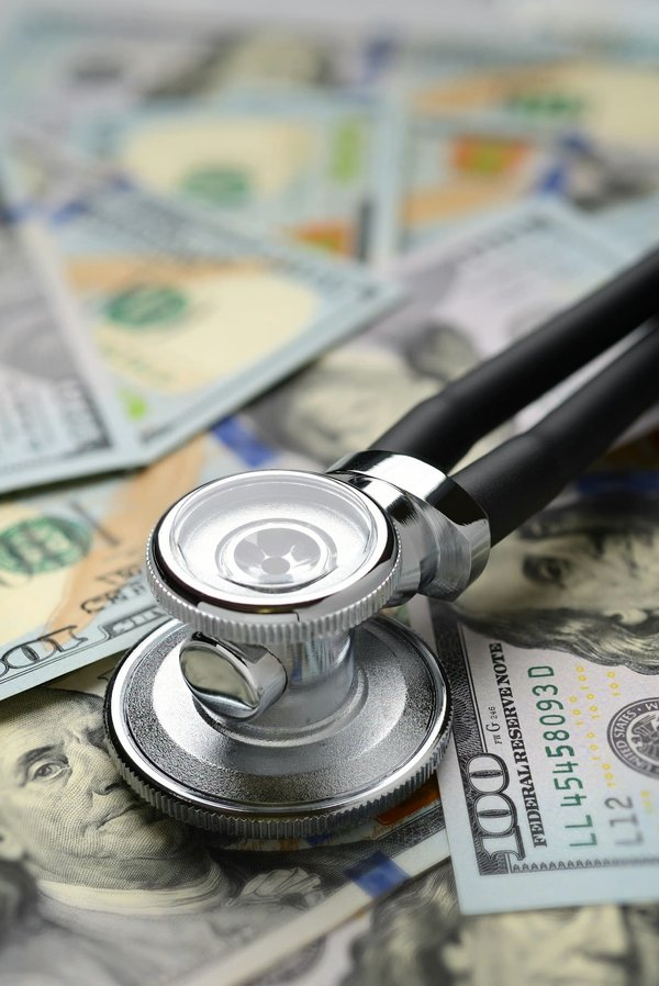 Quelles sont les méthodes de paiement acceptées pour les soins dans cette clinique?